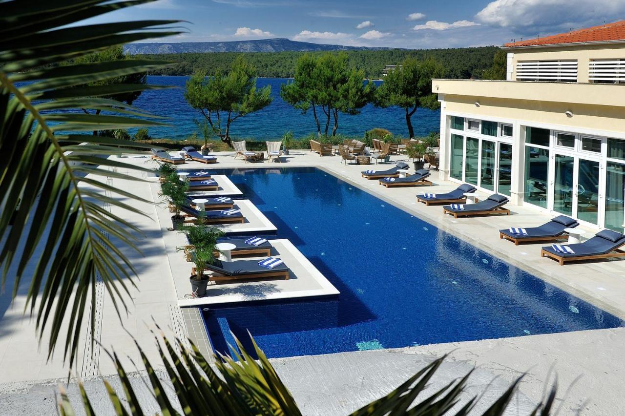 Hotel Antica-Seafront Hotel With Comfortable Rooms And Pool Stari Grad  Exterior foto